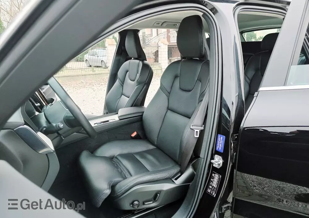 VOLVO XC 60 B5 B AWD Inscription