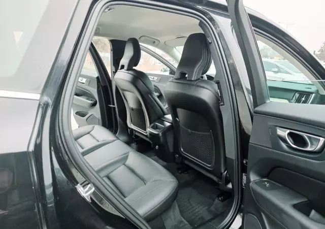 VOLVO XC 60 B5 B AWD Inscription