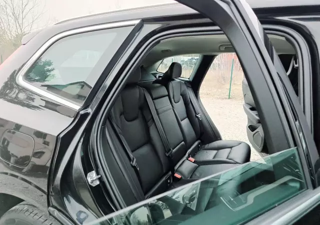 VOLVO XC 60 B5 B AWD Inscription