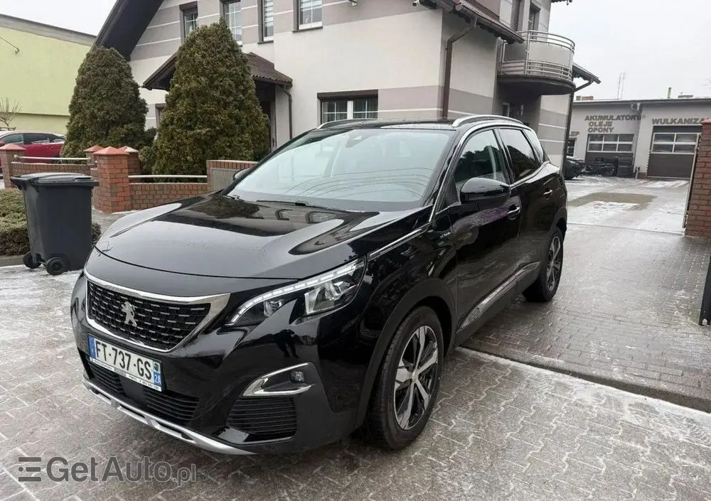 PEUGEOT 3008 225 e-EAT8 Allure Pack
