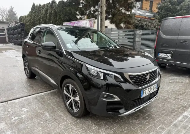 PEUGEOT 3008 225 e-EAT8 Allure Pack
