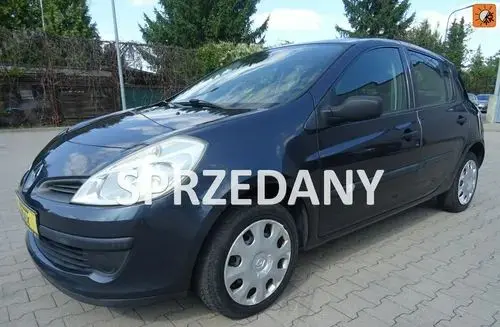 RENAULT Clio 