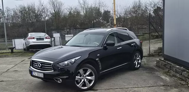 INFINITI FX 