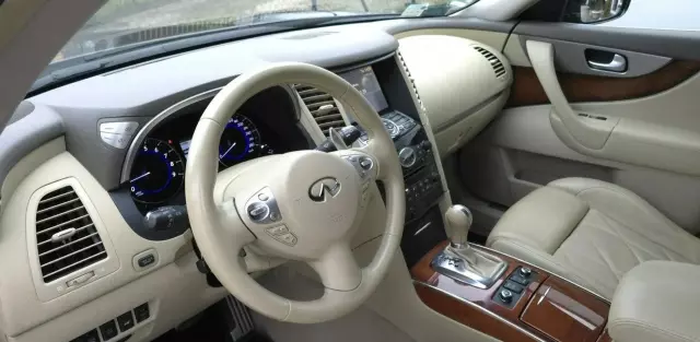 INFINITI FX 