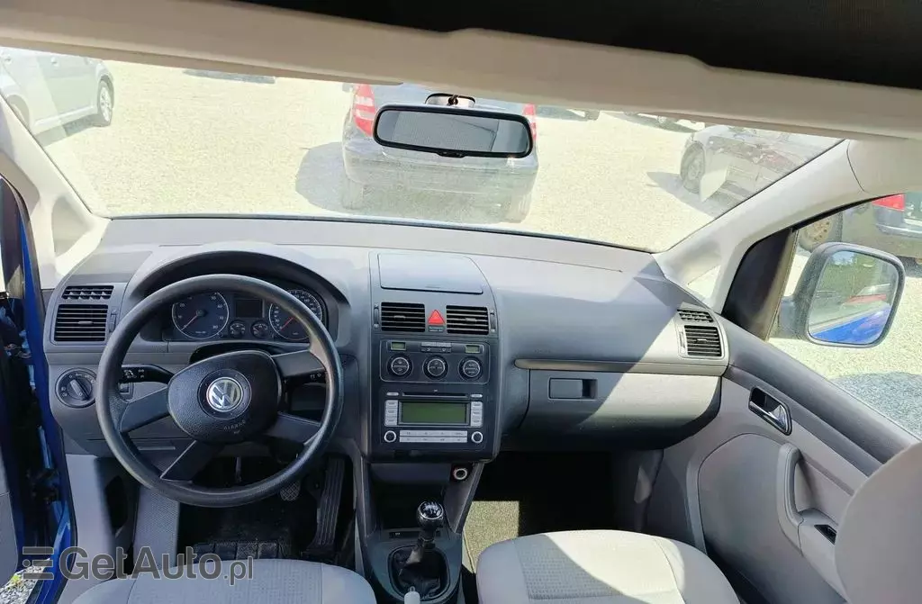 VOLKSWAGEN Caddy California 