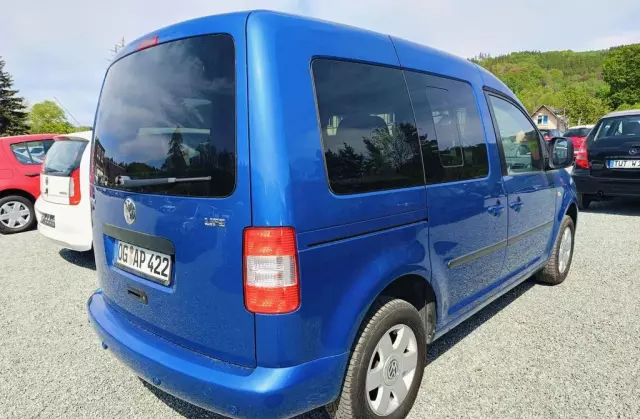 VOLKSWAGEN Caddy California 