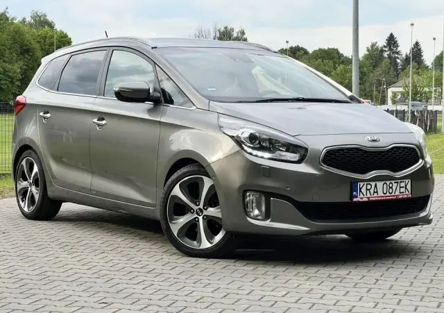 KIA Carens 1.7 CRDi XL 7os