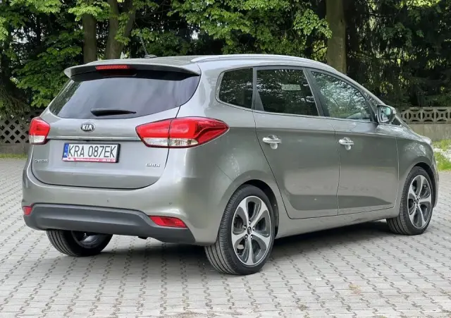 KIA Carens 1.7 CRDi XL 7os