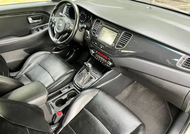 KIA Carens 1.7 CRDi XL 7os