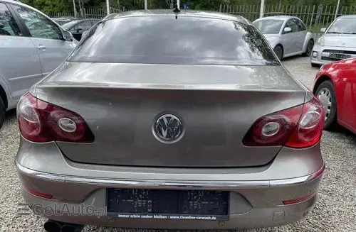 VOLKSWAGEN Passat CC 