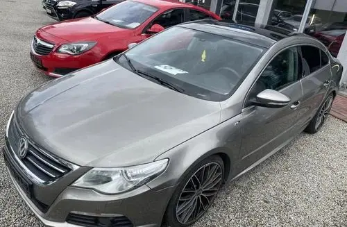 VOLKSWAGEN Passat CC 