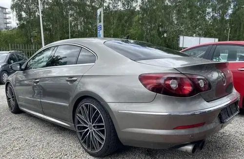 VOLKSWAGEN Passat CC 