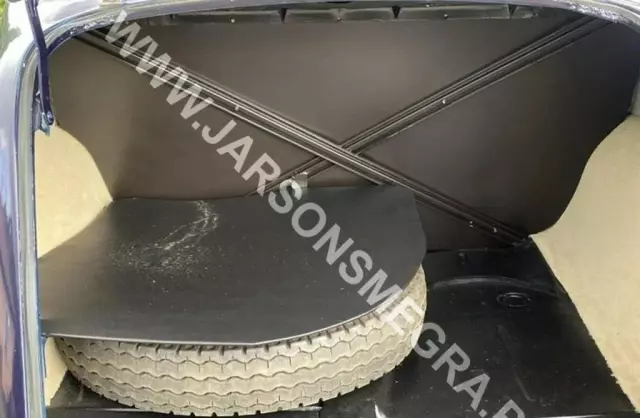 FORD  74 Fordor Sedan 2.2 V8 