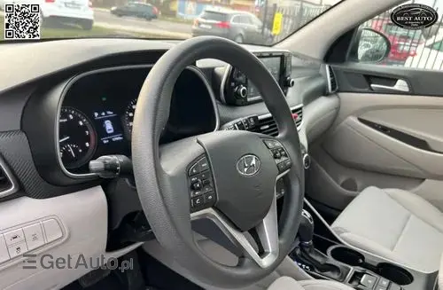 HYUNDAI Tucson 