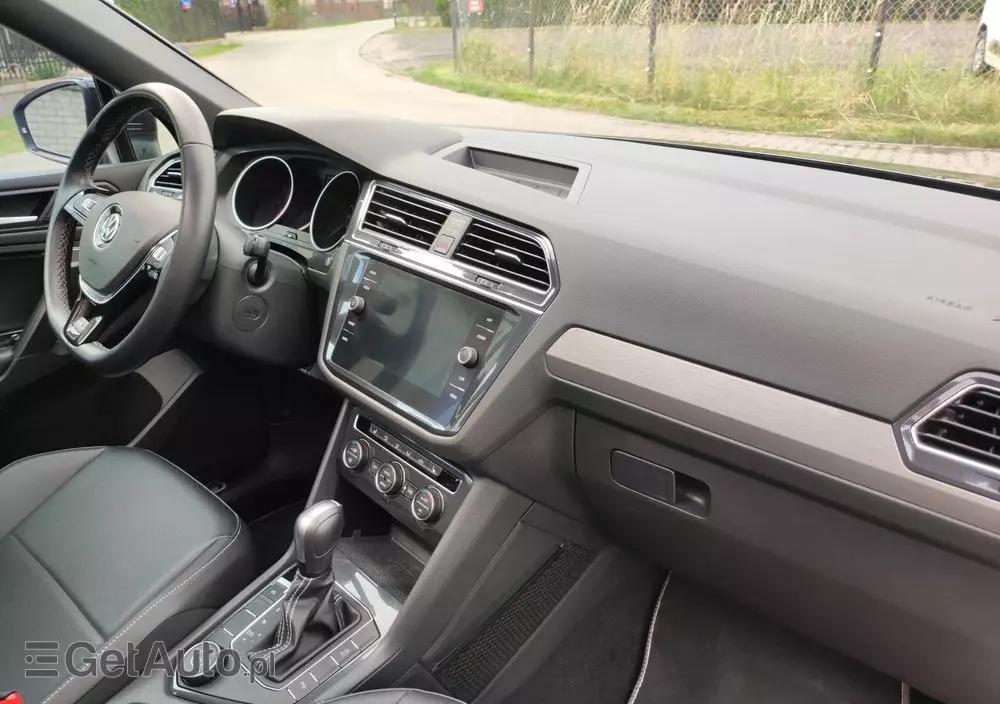 VOLKSWAGEN Tiguan 2.0 TSI 4Mot R-Line DSG