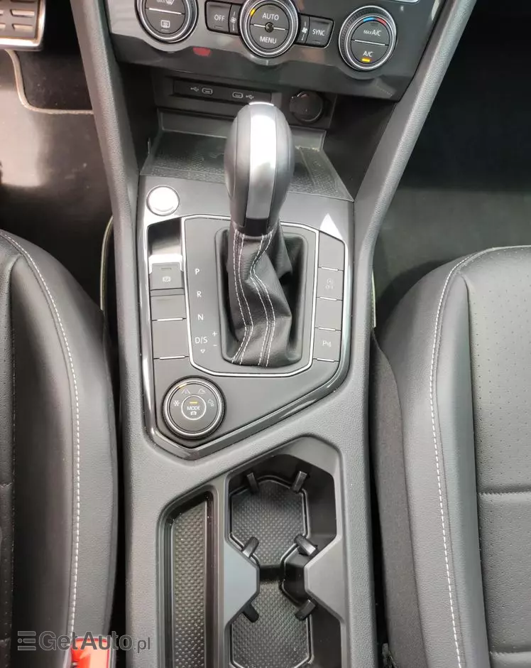VOLKSWAGEN Tiguan 2.0 TSI 4Mot R-Line DSG