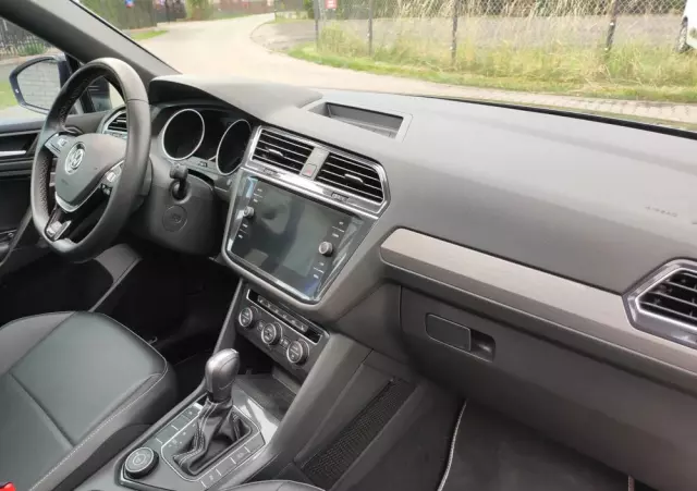 VOLKSWAGEN Tiguan 2.0 TSI 4Mot R-Line DSG