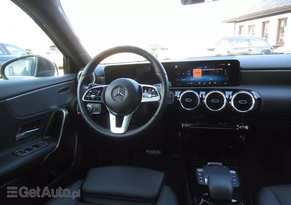 MERCEDES-BENZ Klasa A 180 Progressive 7G-DCT