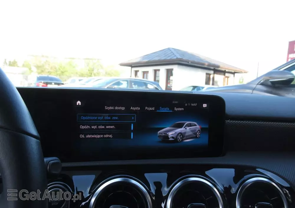 MERCEDES-BENZ Klasa A 180 Progressive 7G-DCT