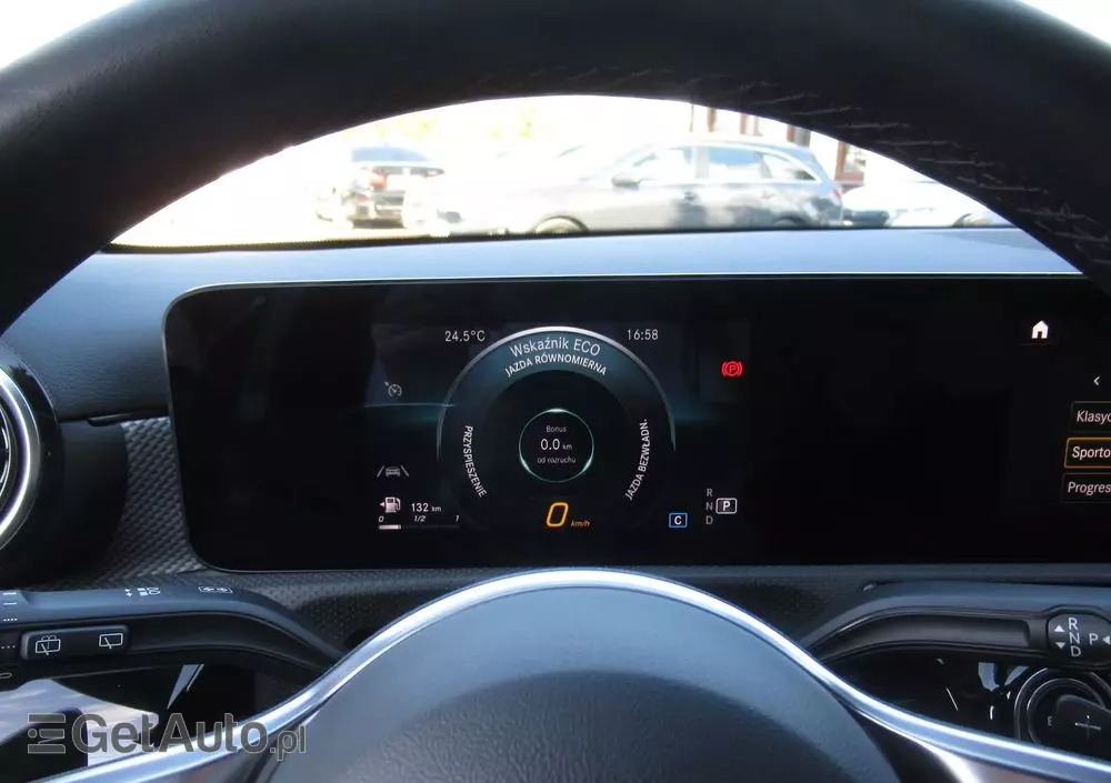 MERCEDES-BENZ Klasa A 180 Progressive 7G-DCT