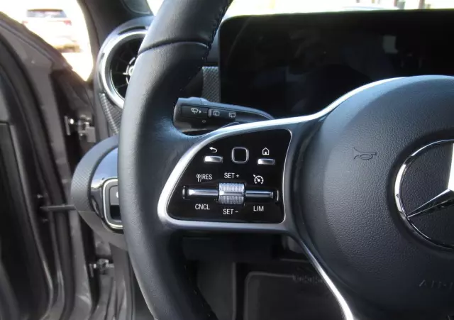 MERCEDES-BENZ Klasa A 180 Progressive 7G-DCT