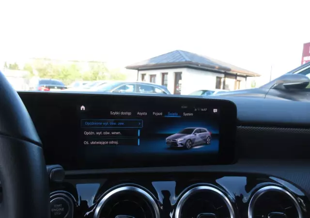 MERCEDES-BENZ Klasa A 180 Progressive 7G-DCT