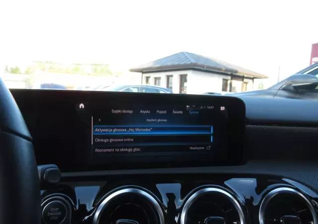 MERCEDES-BENZ Klasa A 180 Progressive 7G-DCT