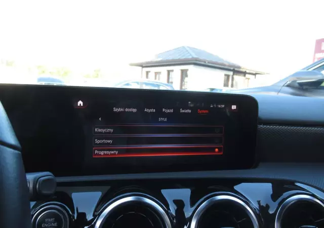 MERCEDES-BENZ Klasa A 180 Progressive 7G-DCT