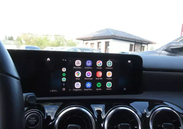 MERCEDES-BENZ Klasa A 180 Progressive 7G-DCT