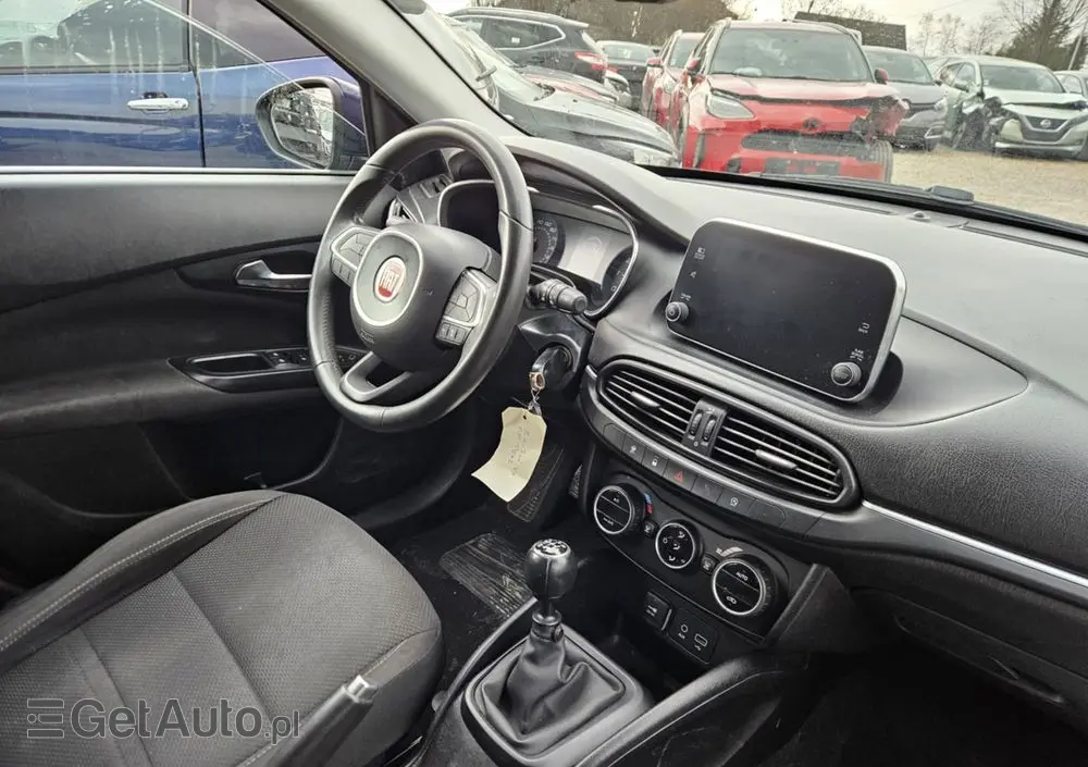 FIAT Tipo 1.4 T-Jet Lounge