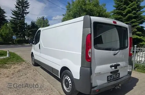 OPEL Vivaro 