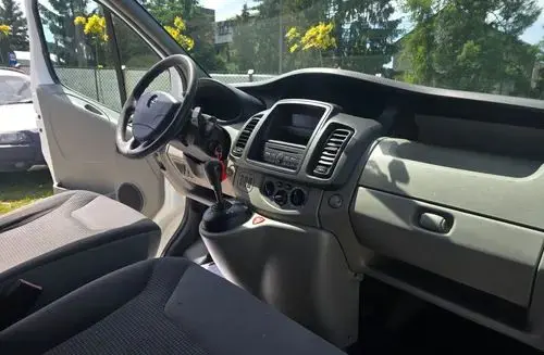 OPEL Vivaro 