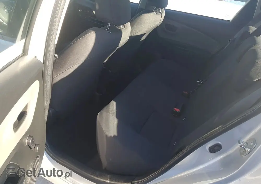 TOYOTA Yaris 1.0 Comfort