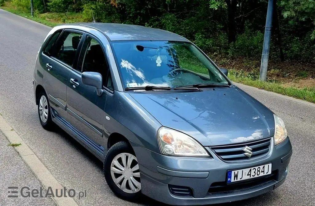 SUZUKI Liana 