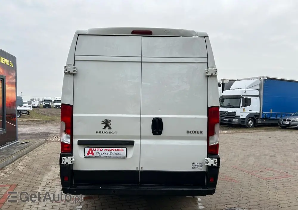 PEUGEOT Boxer 