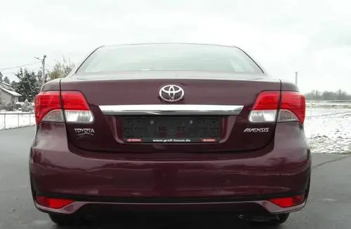 TOYOTA Avensis 