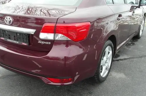 TOYOTA Avensis 
