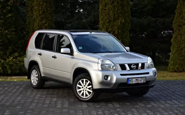 NISSAN X-Trail 