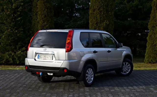 NISSAN X-Trail 
