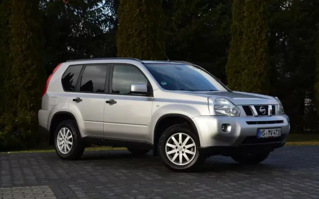 NISSAN X-Trail 