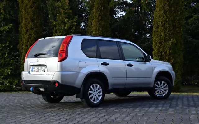 NISSAN X-Trail 