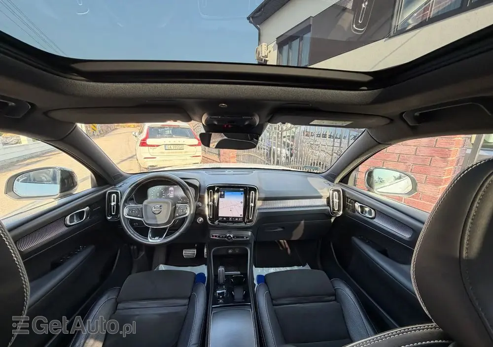 VOLVO XC 40 T5 AWD R-Design