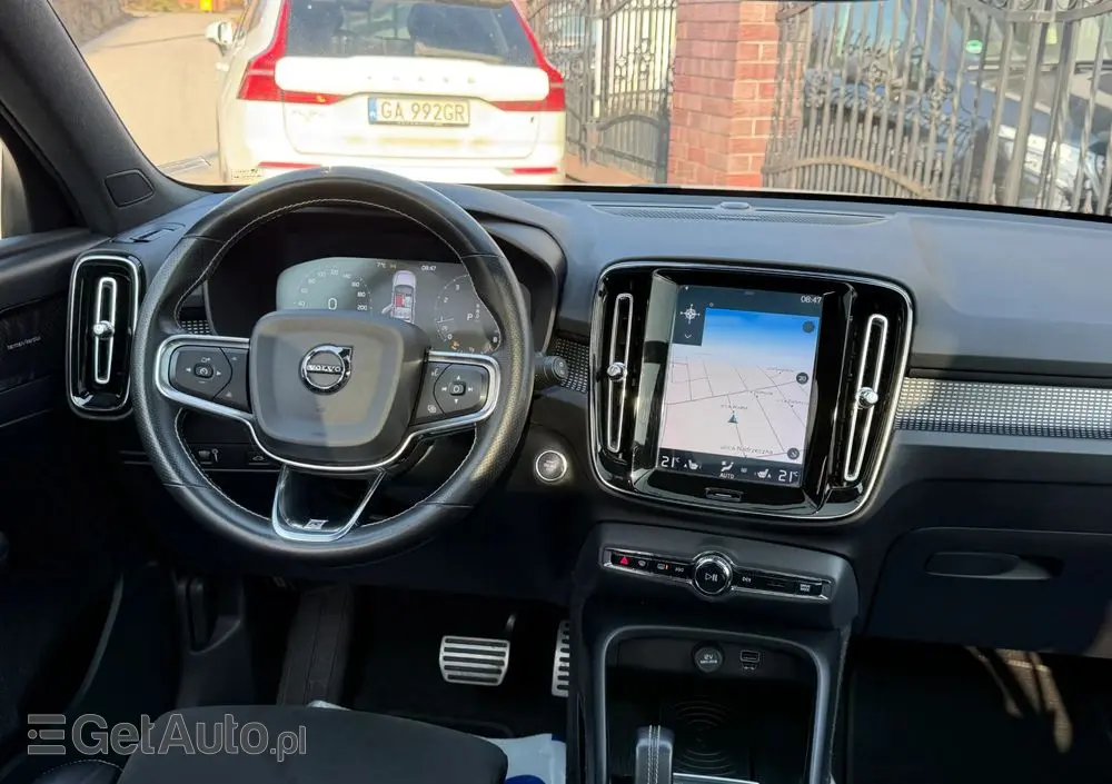 VOLVO XC 40 T5 AWD R-Design