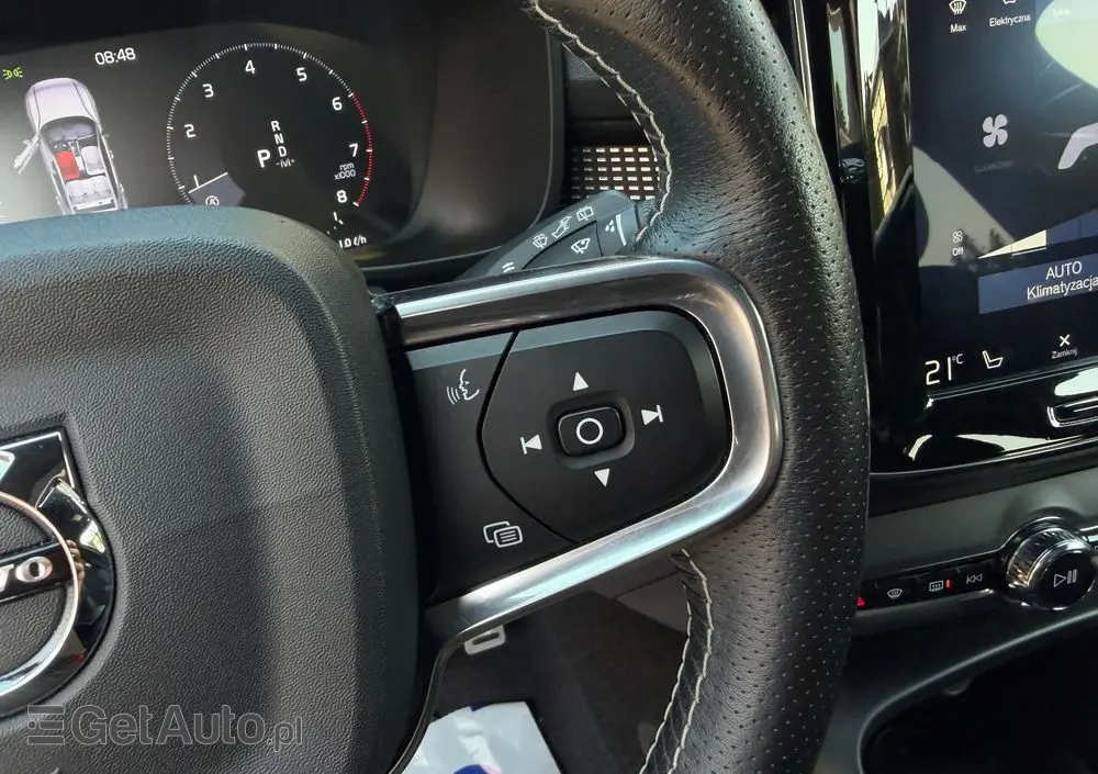 VOLVO XC 40 T5 AWD R-Design