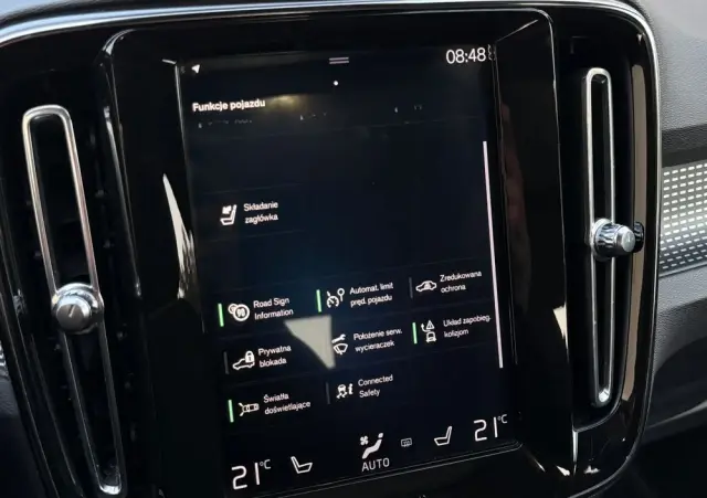 VOLVO XC 40 T5 AWD R-Design