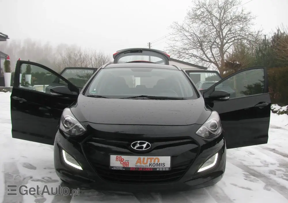 HYUNDAI I30 I30cw 1.6 CRDi Trend