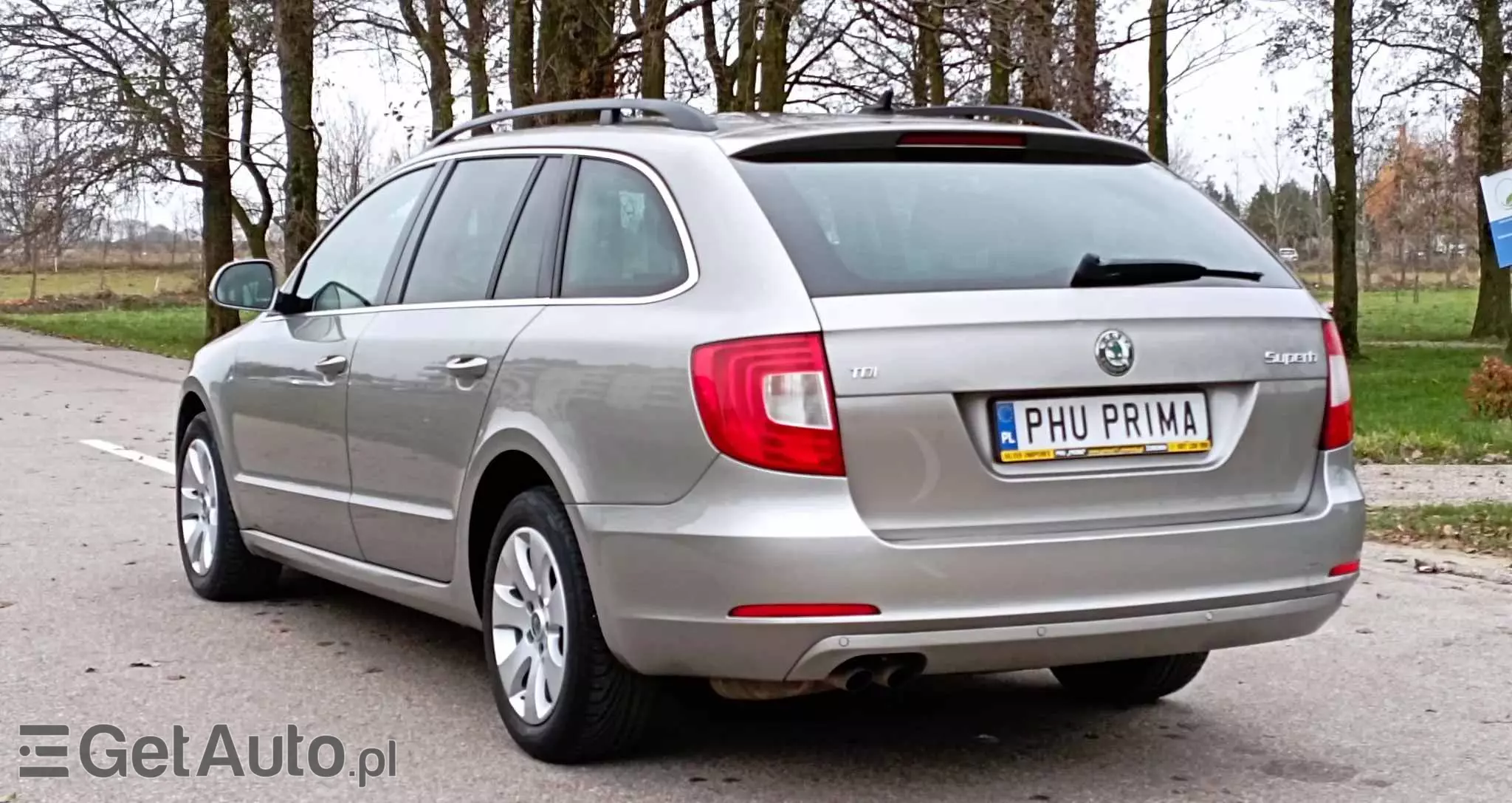 SKODA Superb 