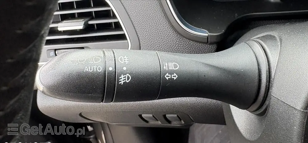 RENAULT Talisman 1.6 Energy TCe Zen EDC