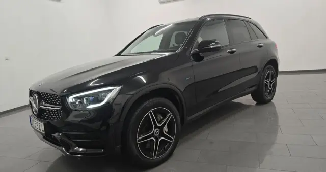 MERCEDES-BENZ GLC 300 de 4Matic 9G-TRONIC AMG Line Plus