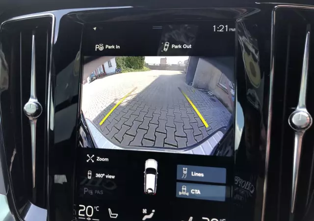 VOLVO V60 T6 AWD Momentum Pro